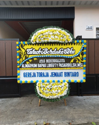 Papan Bunga Duka di Garojou