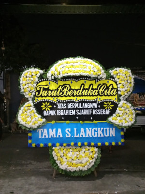 Papan Bunga Duka di Garojou